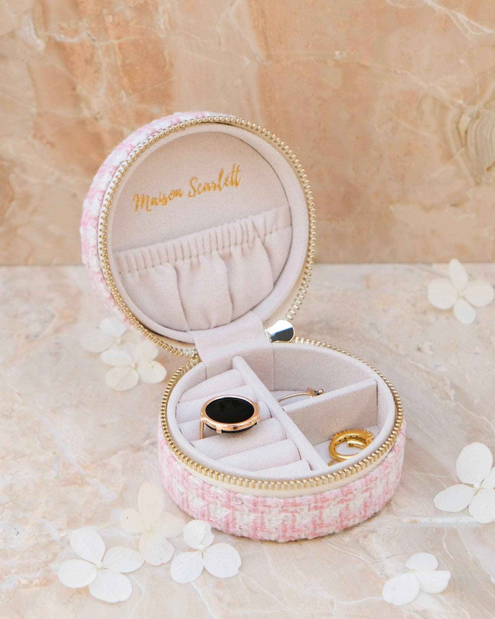 Reise-Schmuckkästchen im Hahnentrittmuster