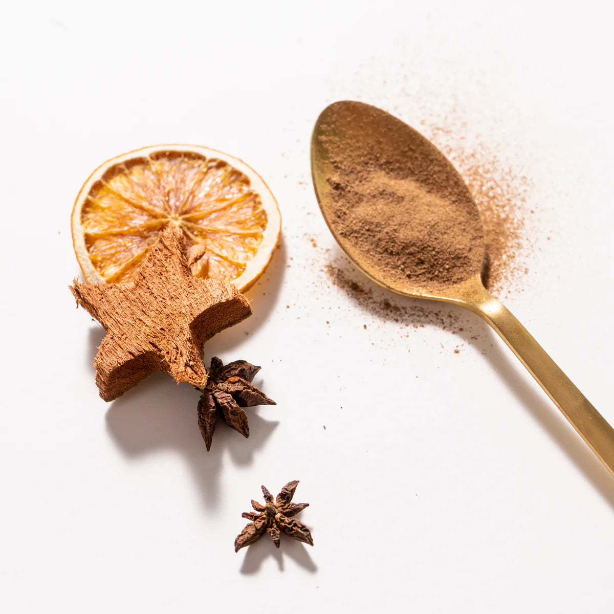 verschiedene Weihnachtsgewürze