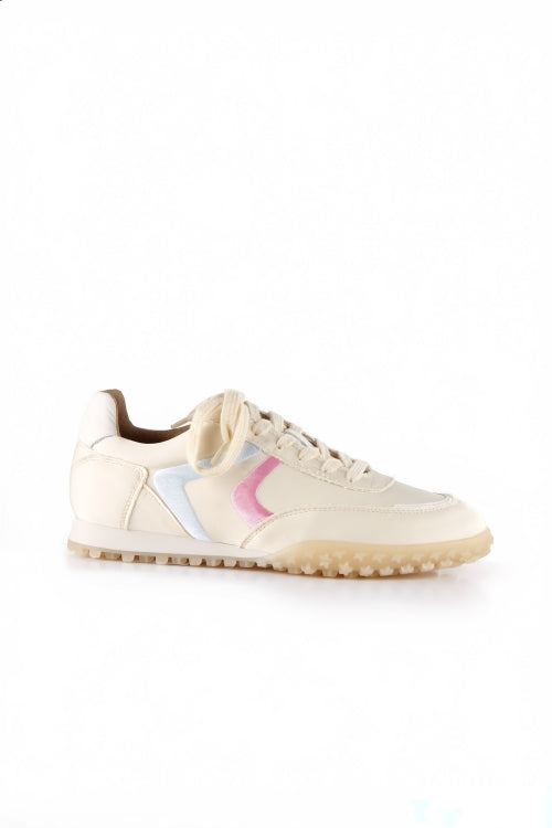 Sneaker, Tao Satin