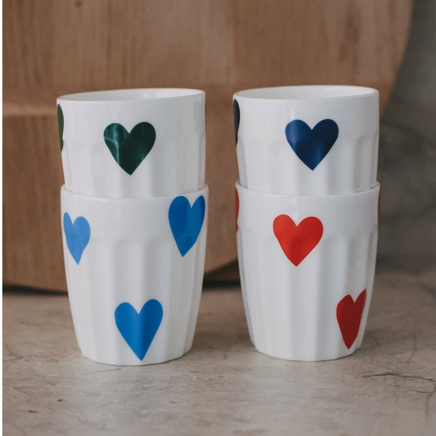 Becher große Herzen hellblau (VE = 4 Stk.)