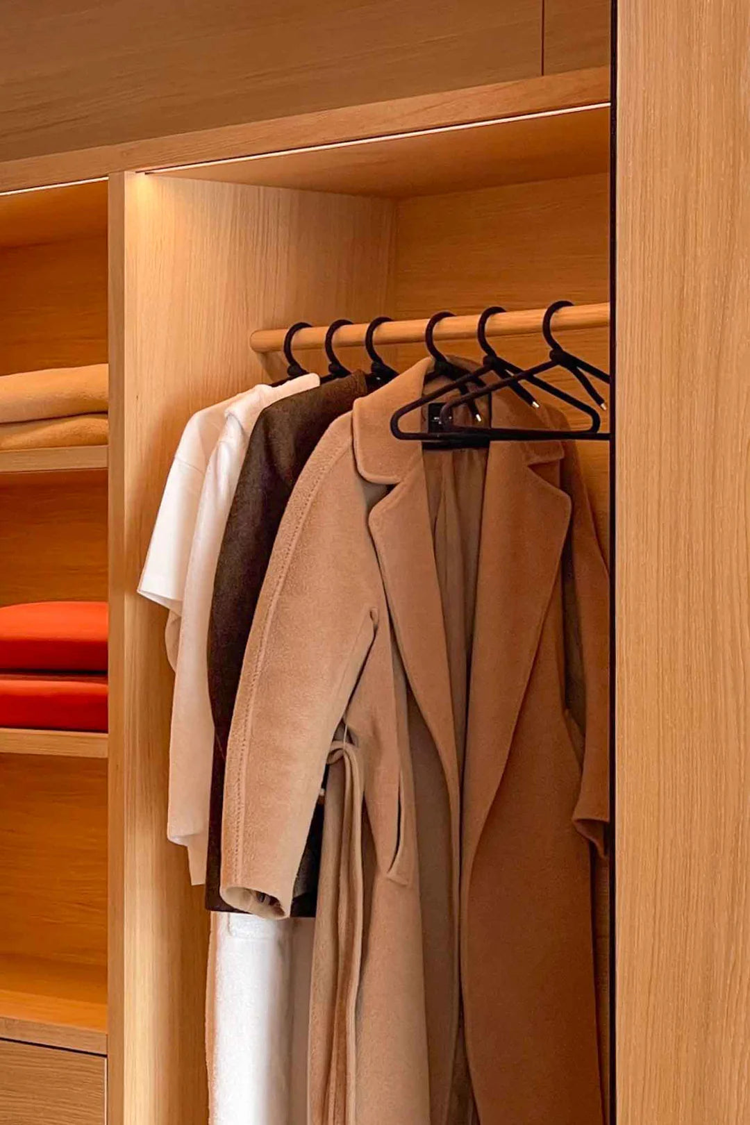 Kleiderbügel, handgemacht, verschiedene Farben