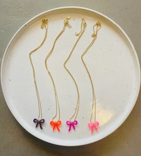 Halskette gold, Schleife, verschiedene Farben