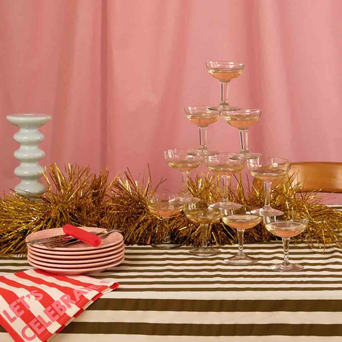 Serviette, rot-weiss gestreift