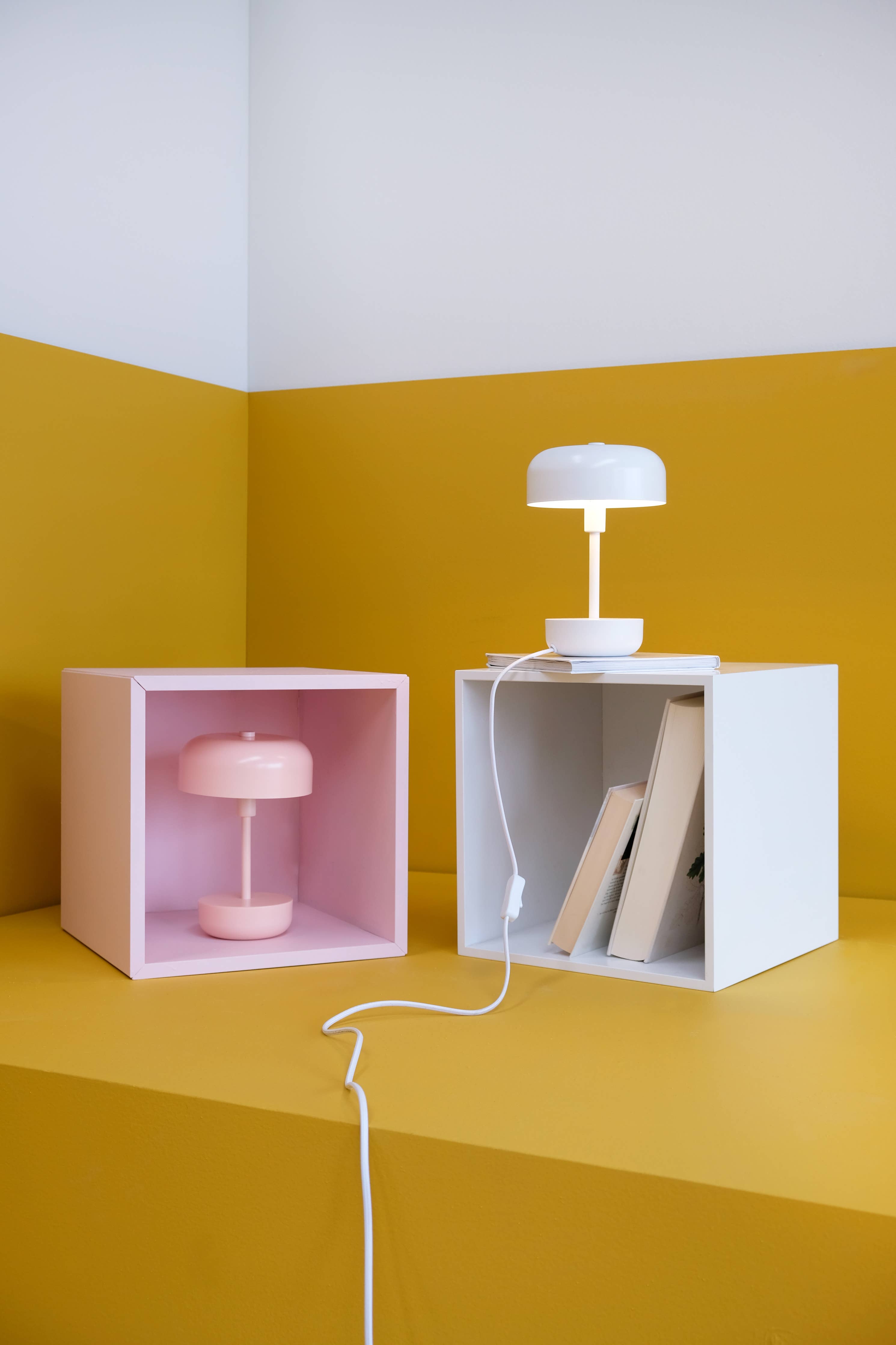 Haipot pinkfarbene Tischlampe