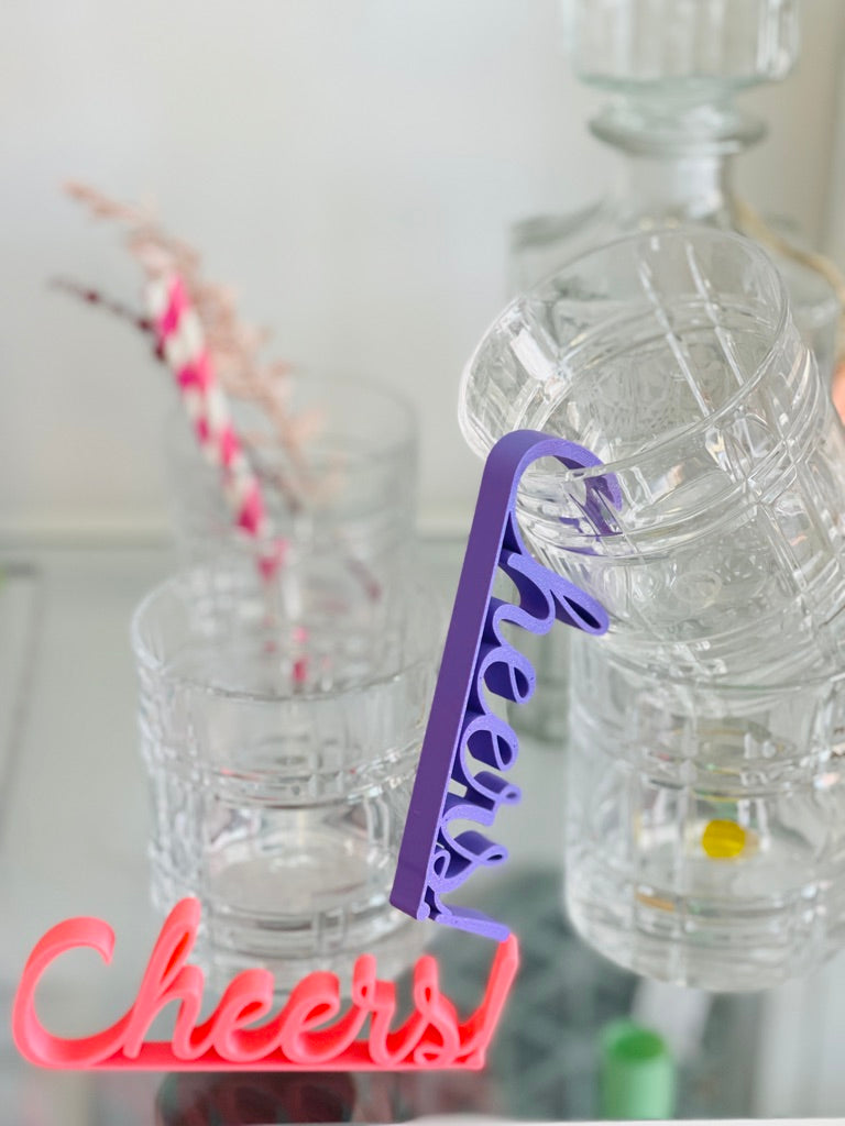 3D-Schriftzug "Cheers!", verschiedene Grössen & Farben