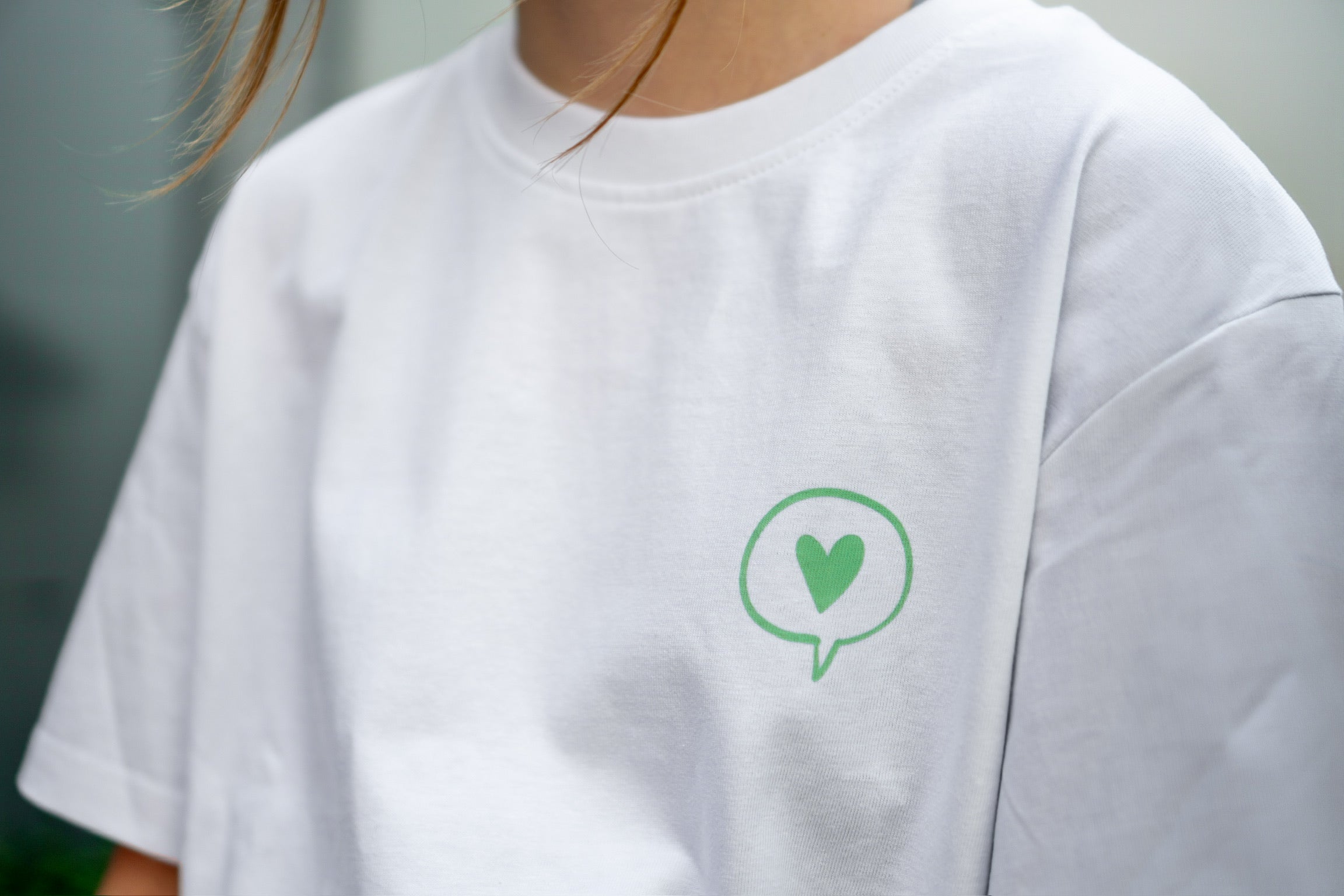 DG Shirt, weiss mit verschiedenen Logofarben