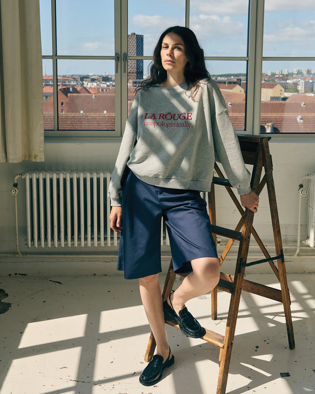 Sweatshirt