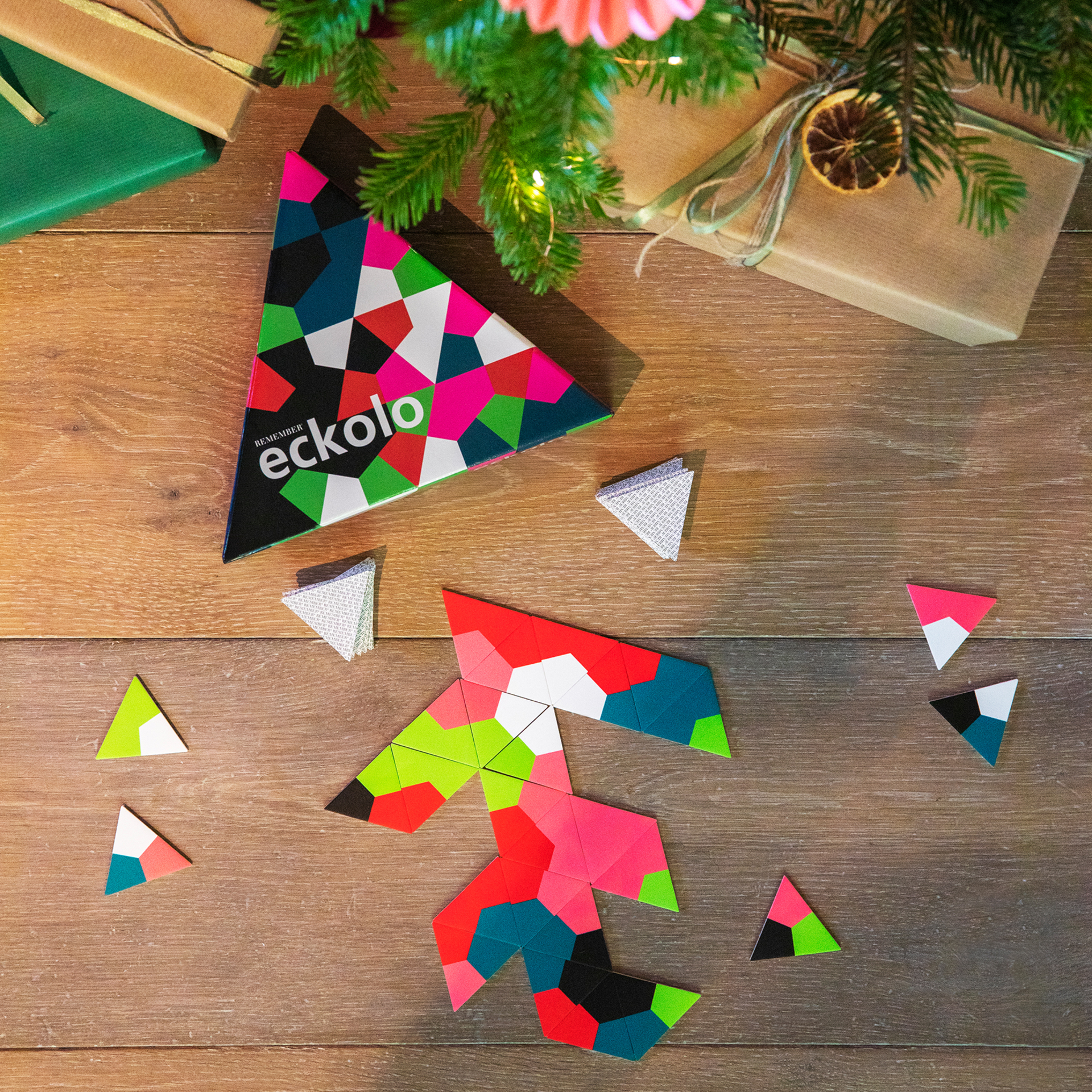 Eckolo, Spiel