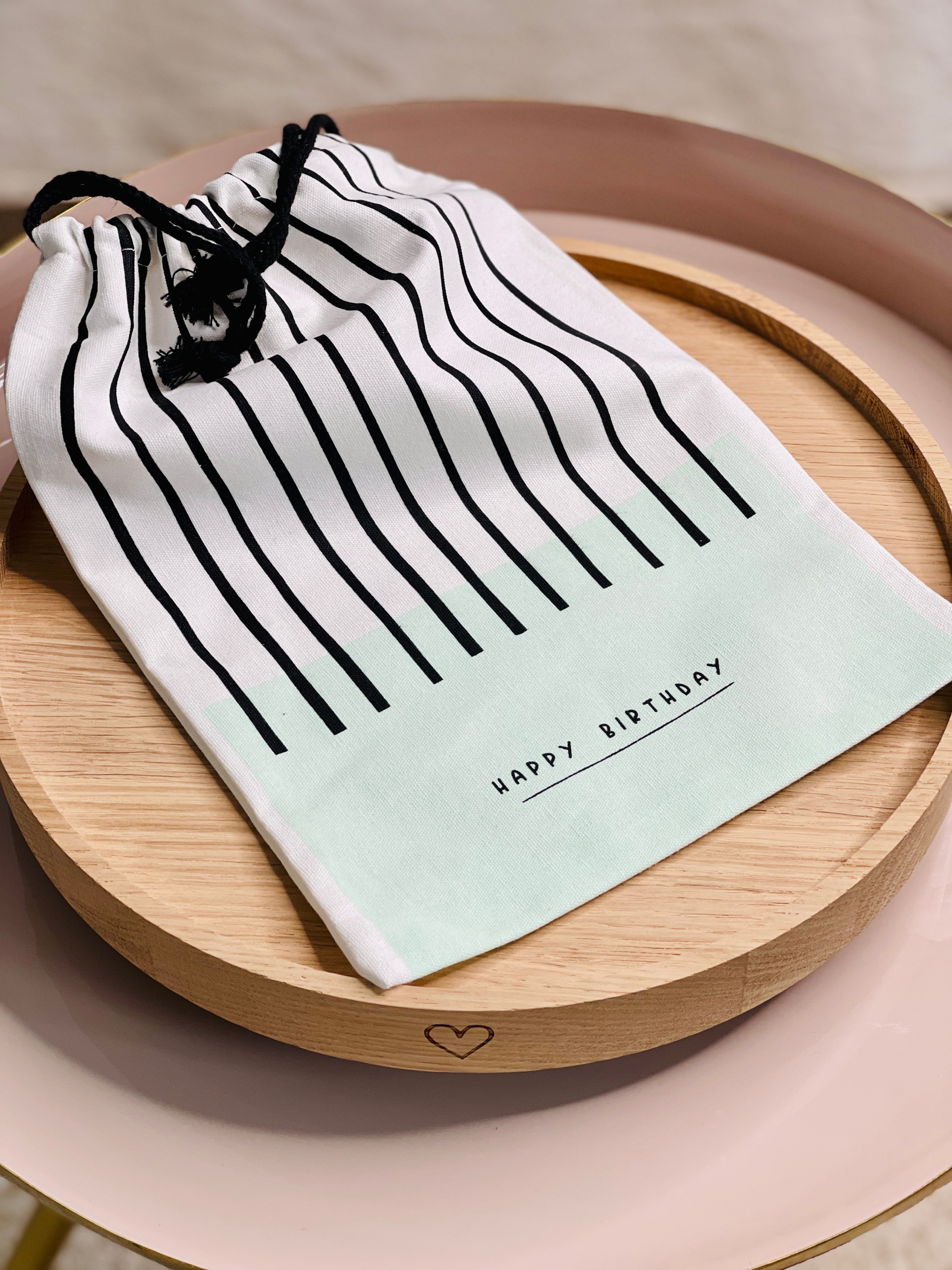 Grafikwerkstatt, Stoffgeschenkbeutel "Happy Birthday"